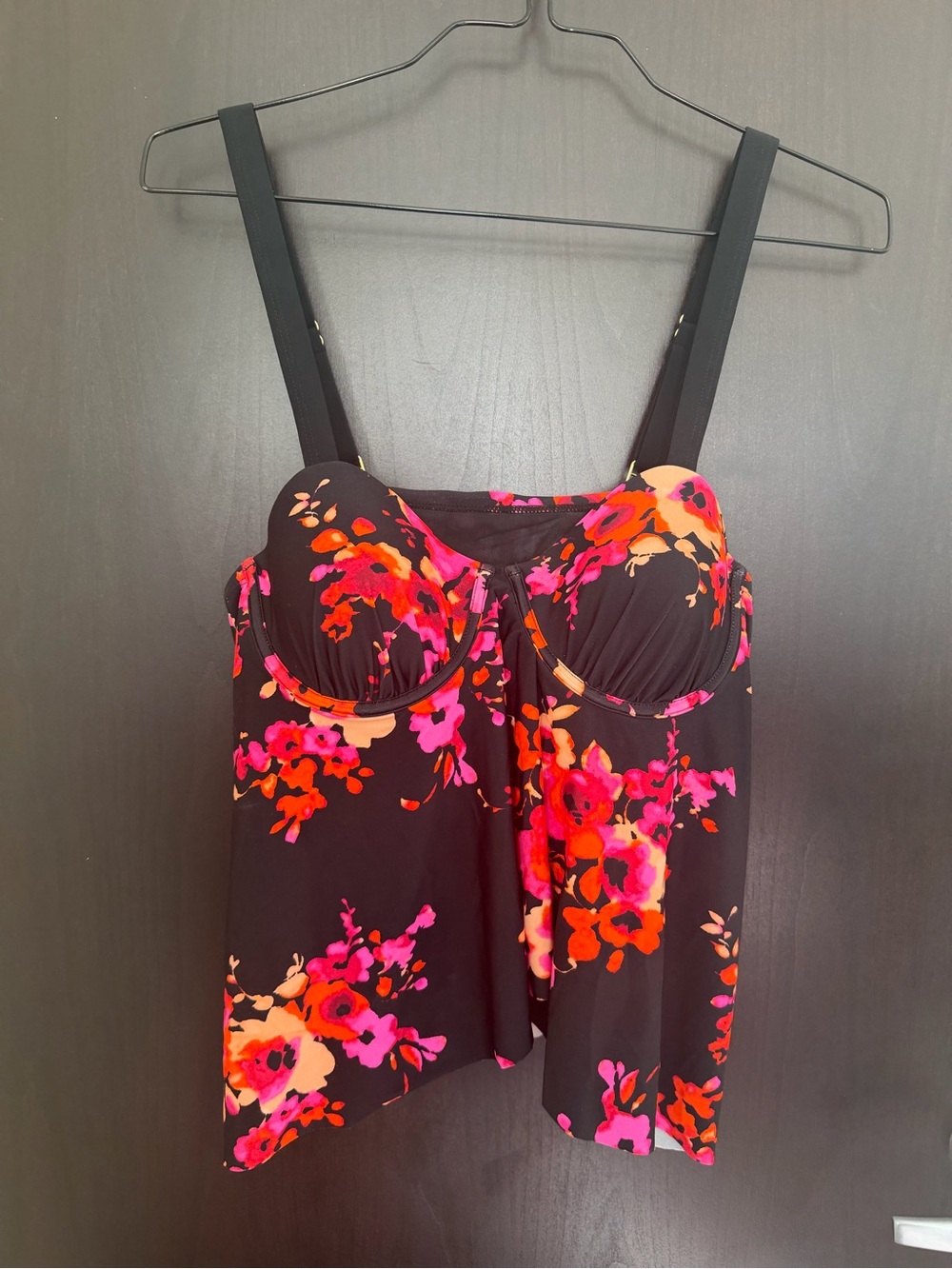 Meet.Curve Swim Top With Underwire Black with Pink & Orange Floral Print Resort